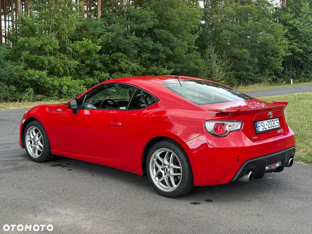 Toyota GT86 2.0 Premium - 6
