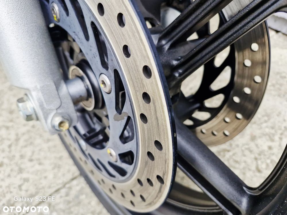 Honda CBF - 22