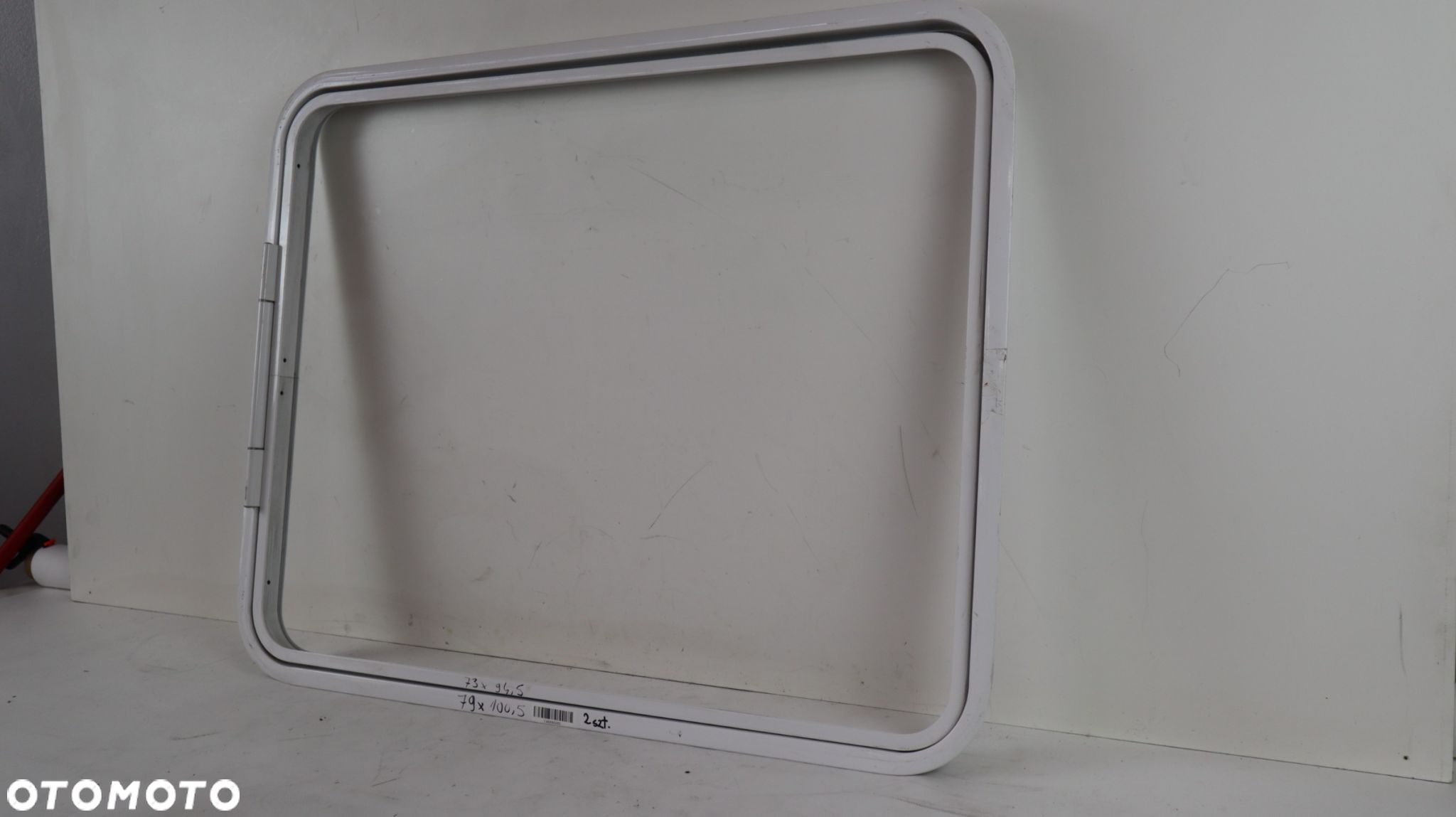 KAMPER PRZYCZEPA KEMPINGOWA RAMKA OKNA 79x100,5 cm 73x94,5 cm - 2
