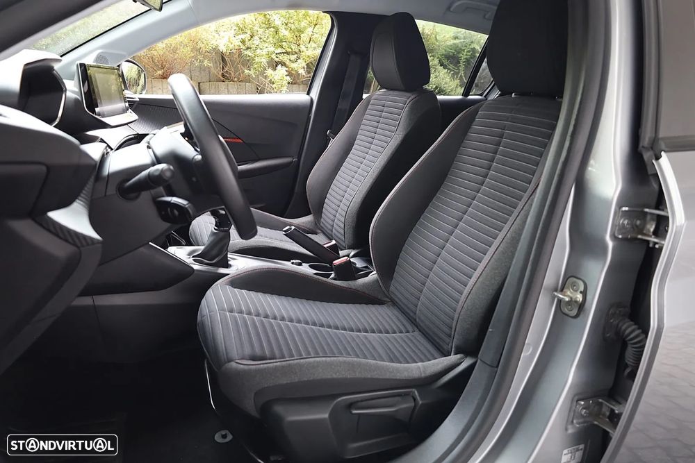 Peugeot 208 1.2 PureTech Active Pack - 44