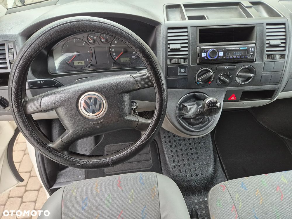 Volkswagen Transporter T5 - 13