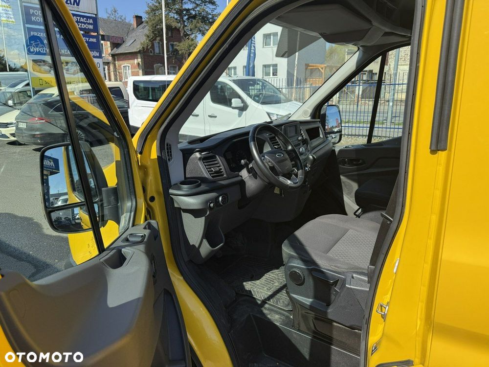 Ford Transit - 10