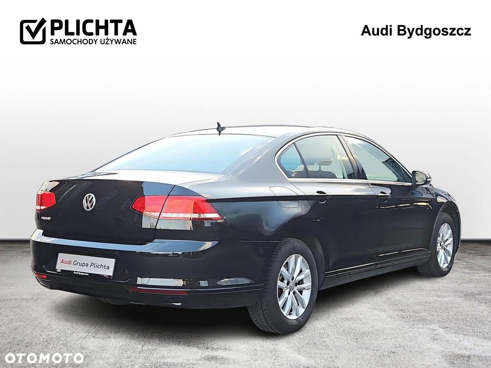 Volkswagen Passat - 5