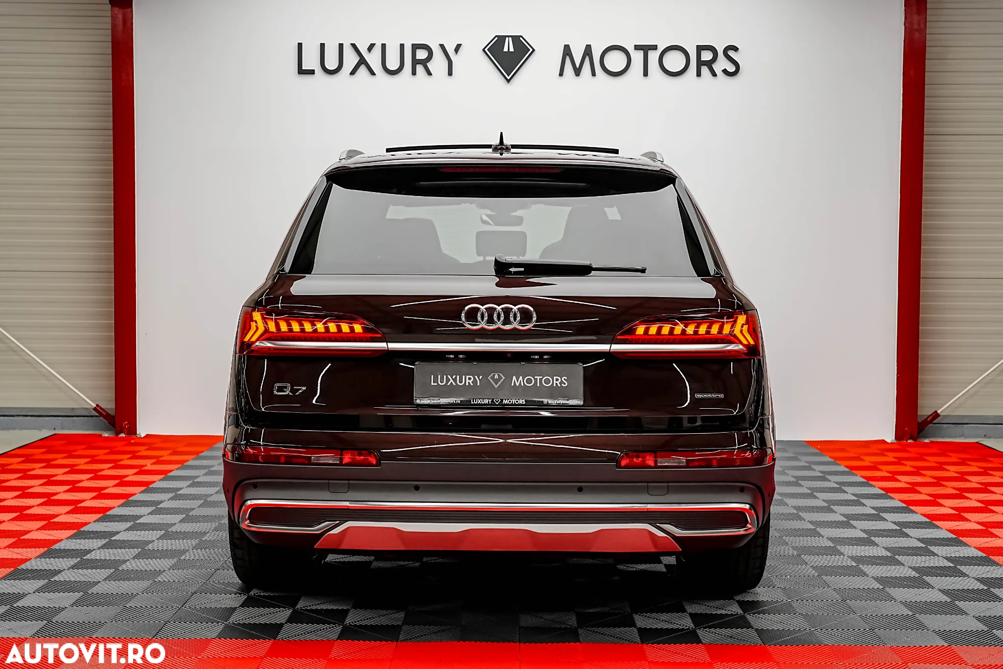 Audi Q7 55 TFSI e quattro Tiptronic PHEV S Line - 13