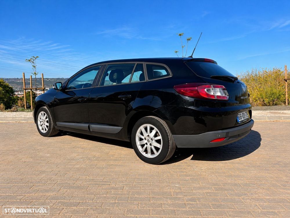 Renault Mégane Sport Tourer 1.5 dCi Dynamique - 4