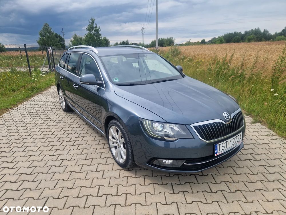Skoda Superb 2.0 TDI Green tec 4x4 Elegance - 13