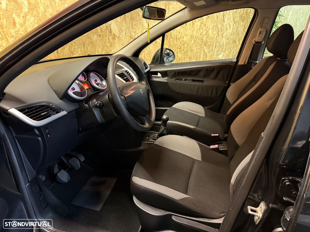 Peugeot 207 1.4 16V Active - 7