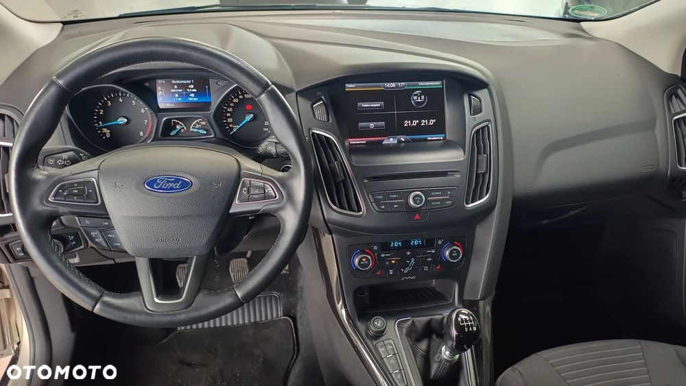 Ford Focus - 6