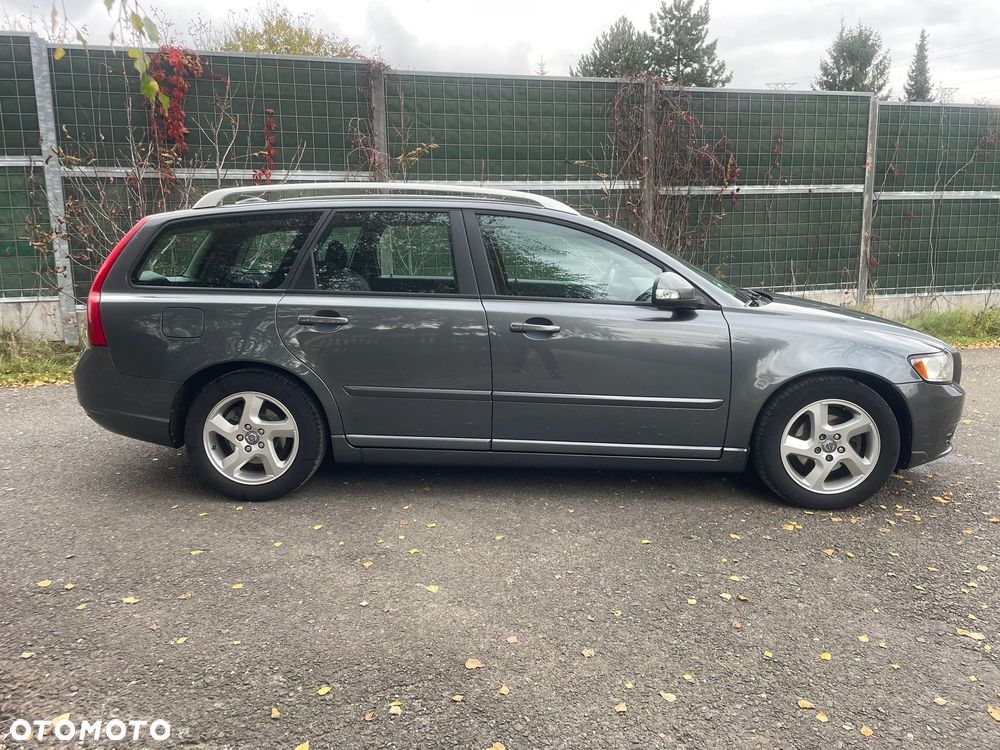 Volvo V50 D2 - 4