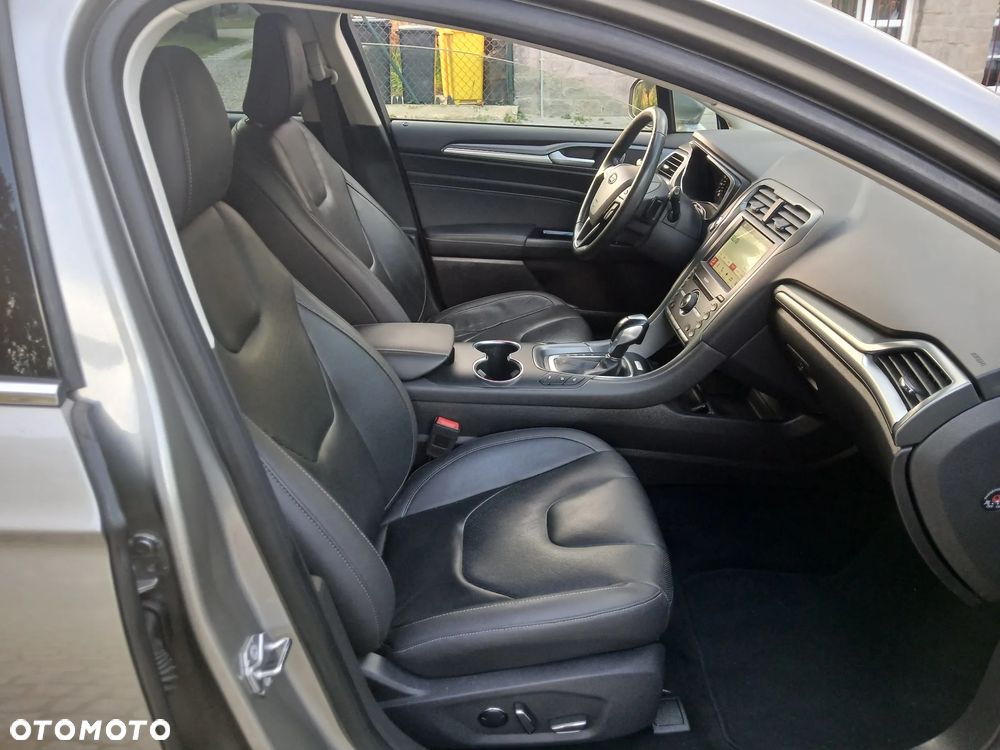 Ford Mondeo - 27