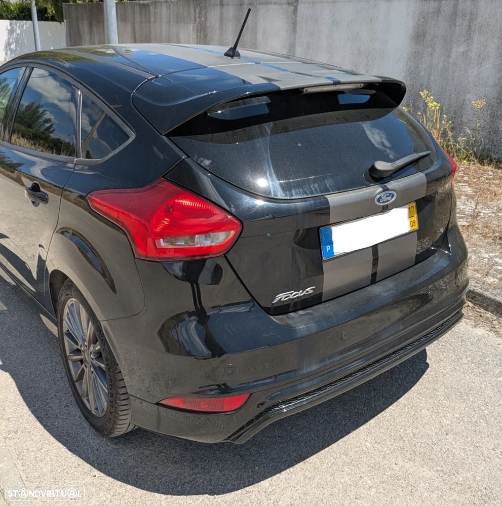 Ford Focus 1.5 TDCi ST-Line - 5