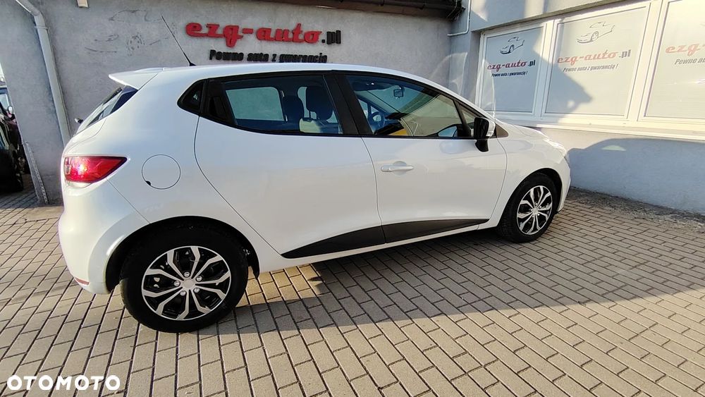 Renault Clio 1.2 16V Alize - 14