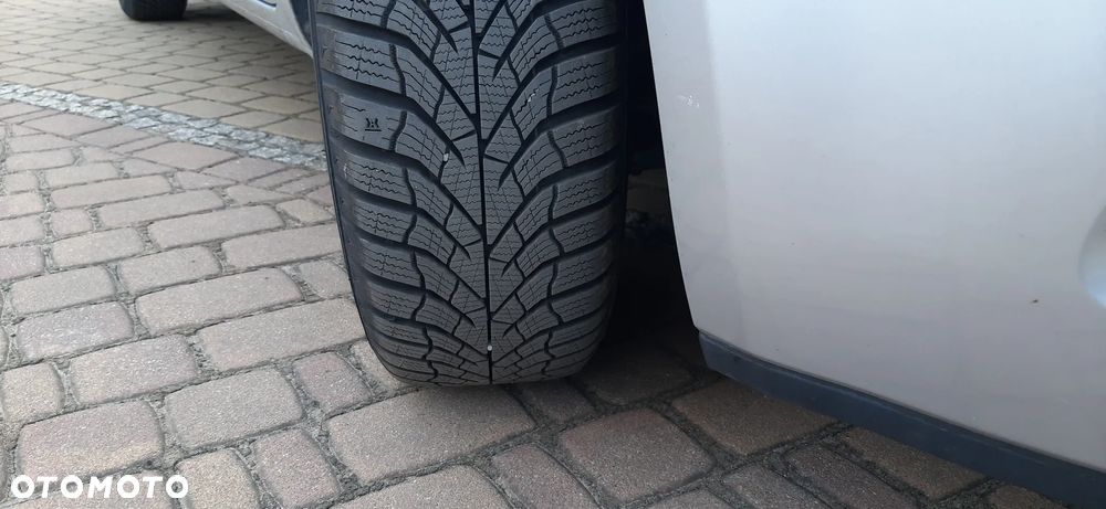 Kia Ceed - 9