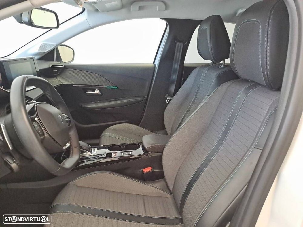 Peugeot 208 1.2 PureTech Allure Pack EAT8 - 9