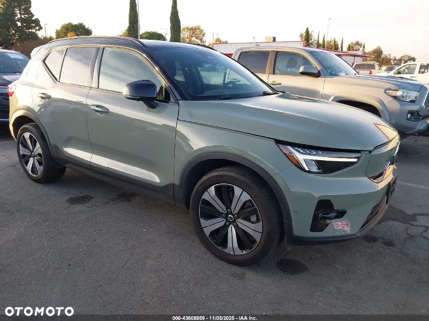 Volvo XC 40 - 1