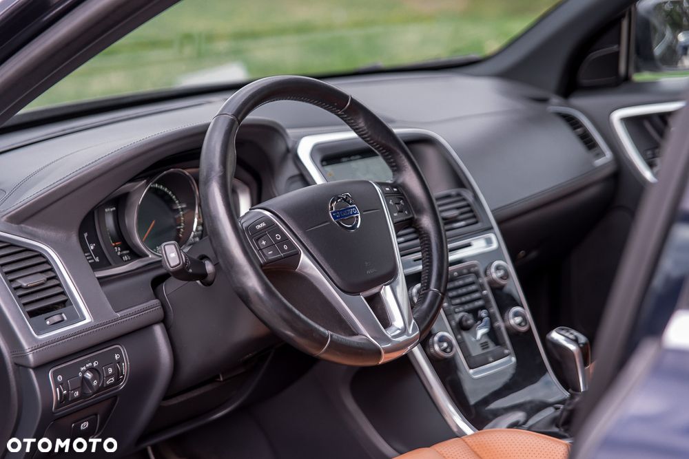 Volvo XC 60 - 31