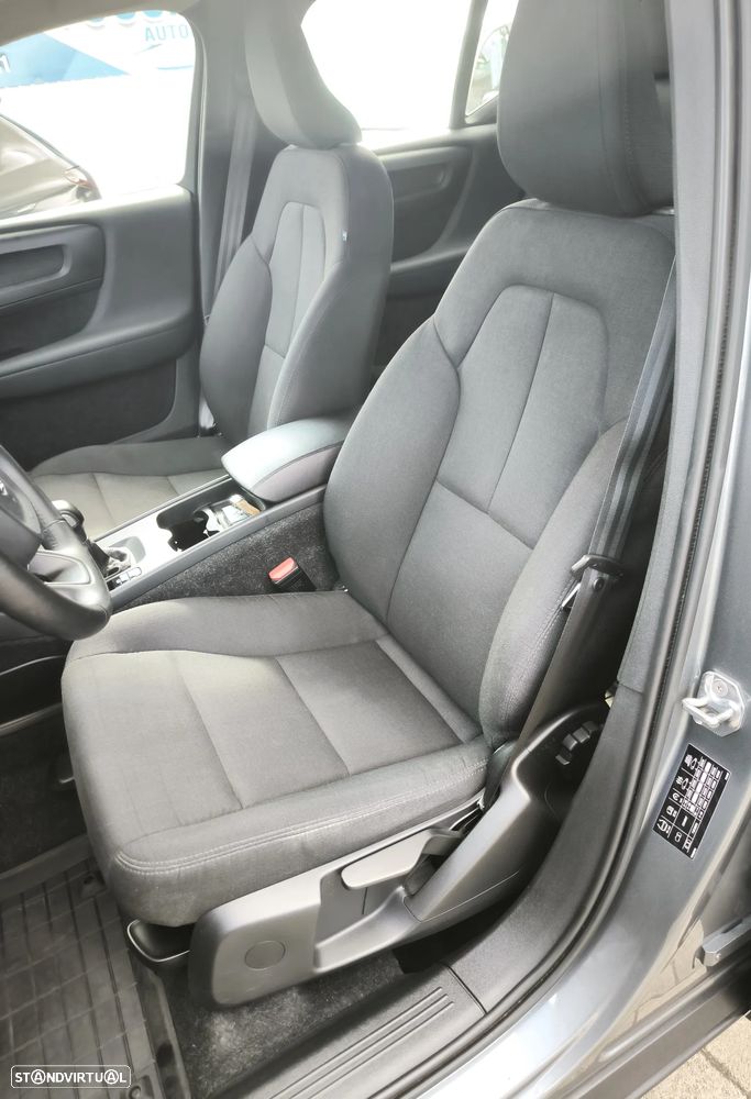 Volvo XC 40 1.5 T3 Tech Edition - 8