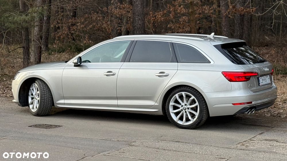 Audi A4 Avant 2.0 TDI Quattro S tronic - 11