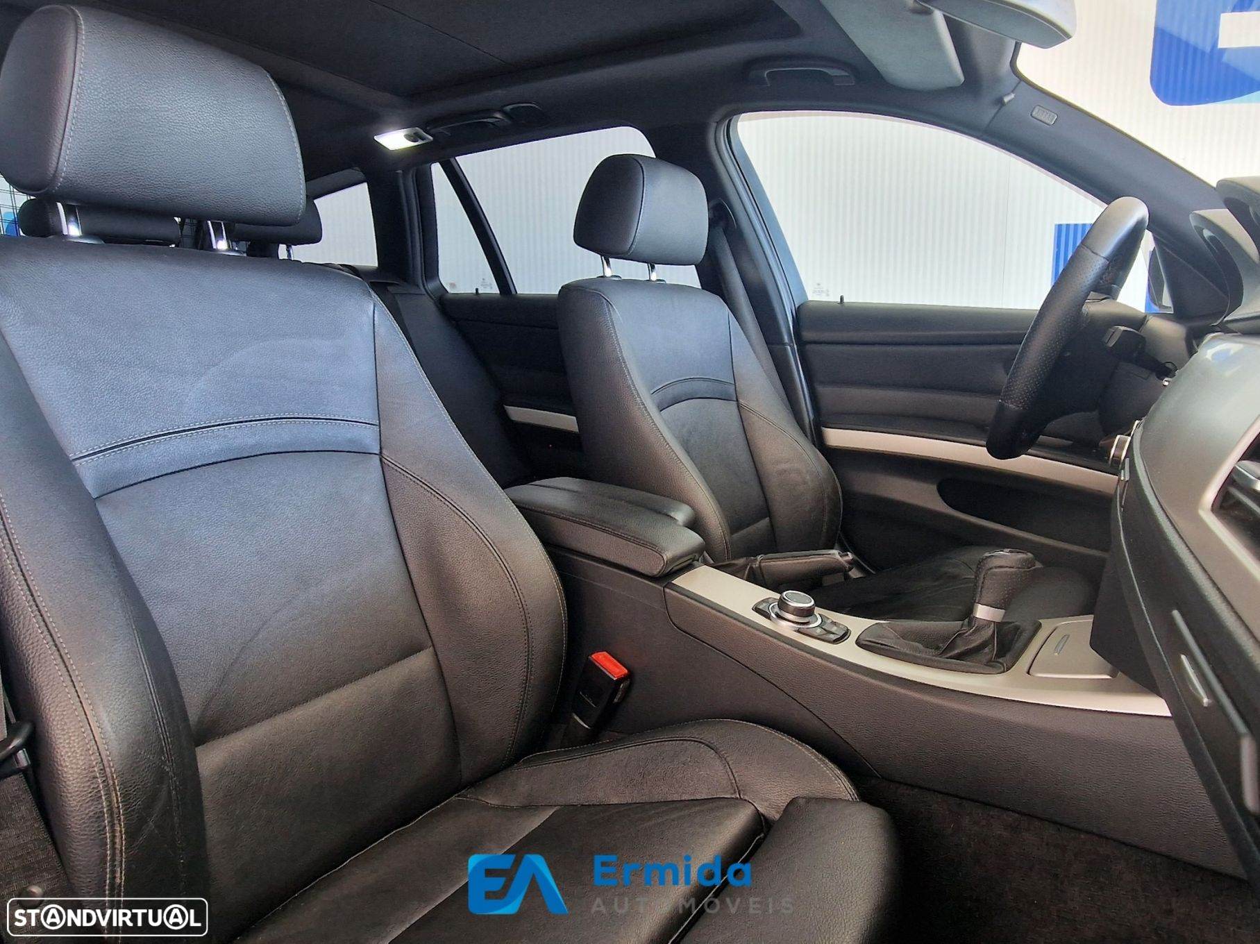 BMW 320 d Touring LifeStyle Auto - 22