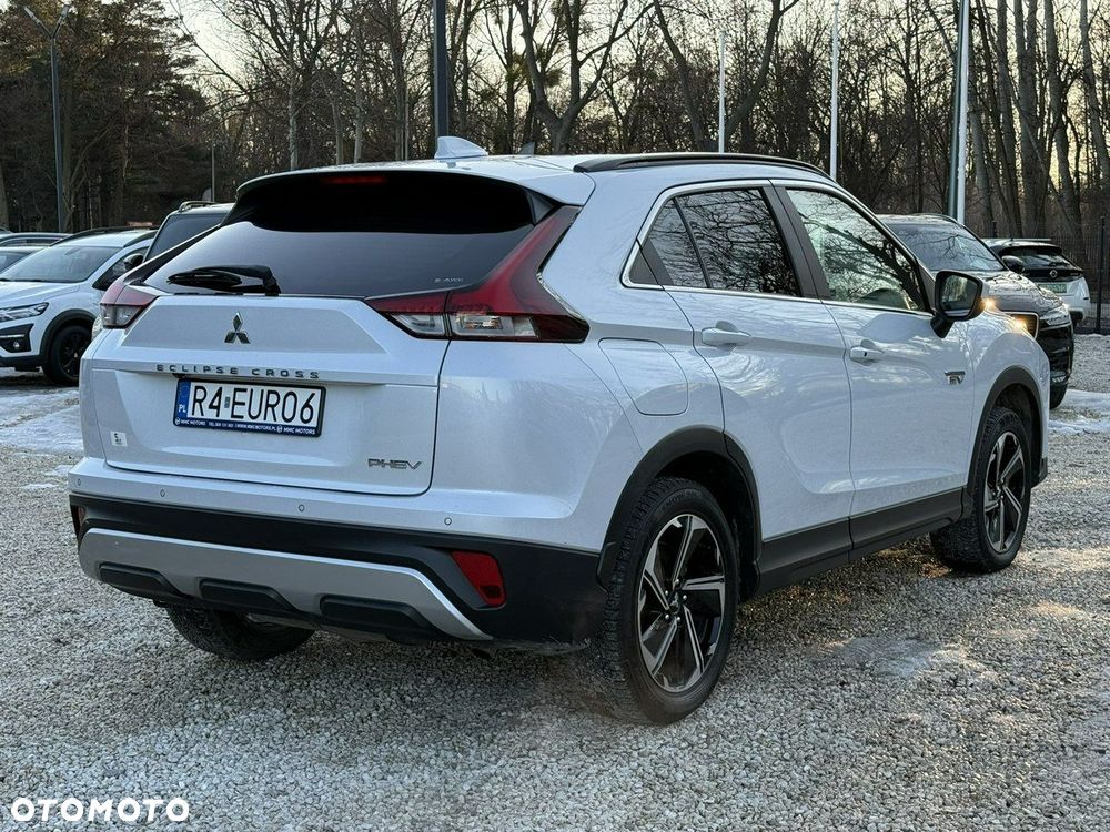 Mitsubishi Eclipse Cross - 3