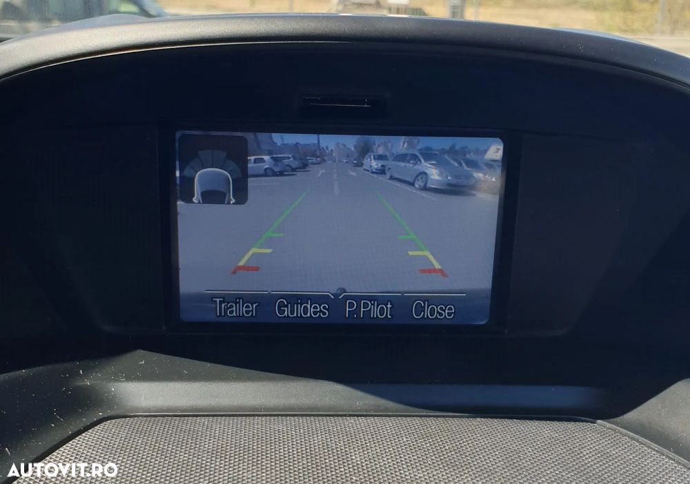 Ford Kuga 2.0 TDCi 4WD Powershift Titanium - 7