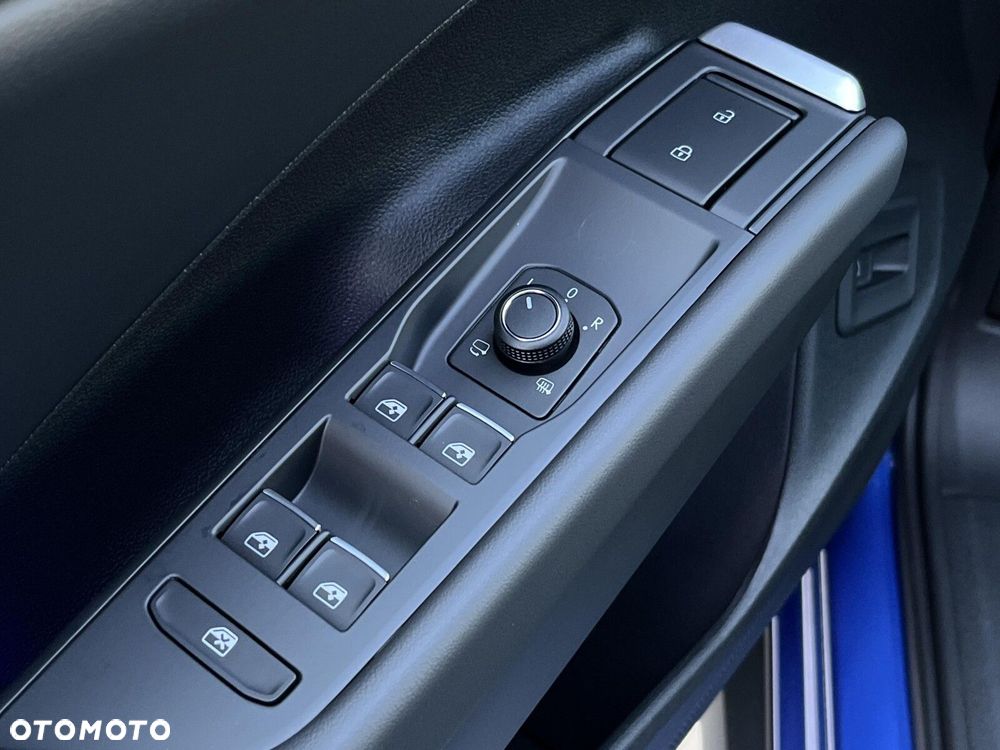 Volkswagen T-Roc - 21