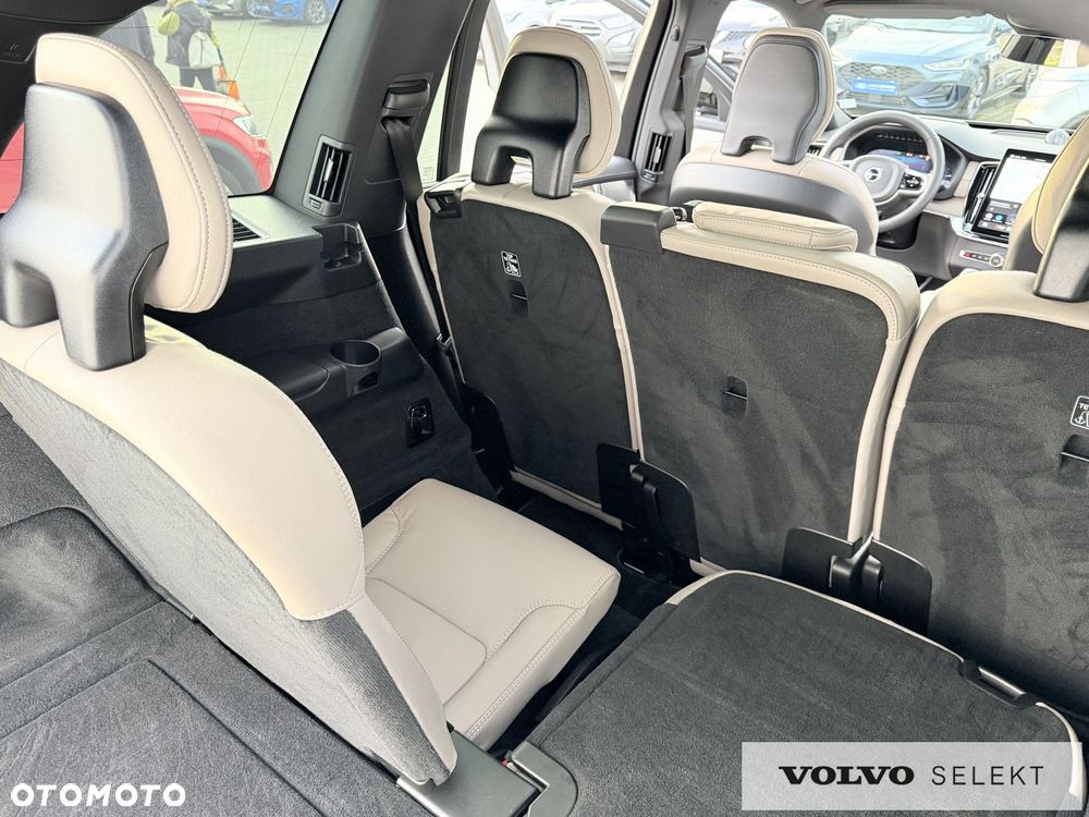 Volvo XC 90 - 36