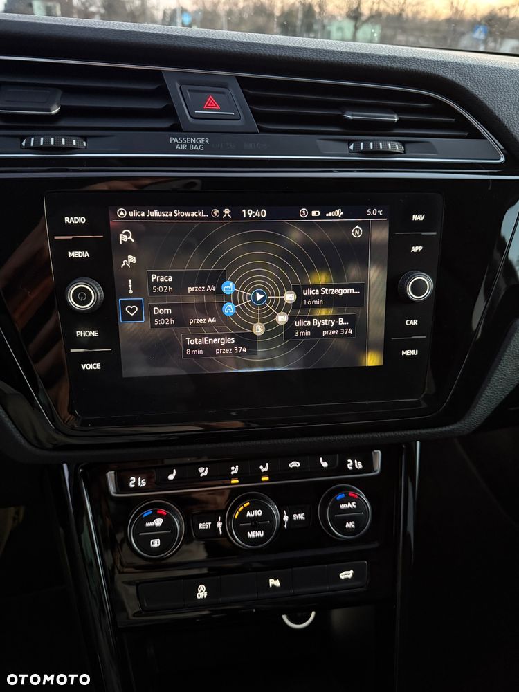 Volkswagen Touran 2.0 TDI SCR DSG Highline - 31