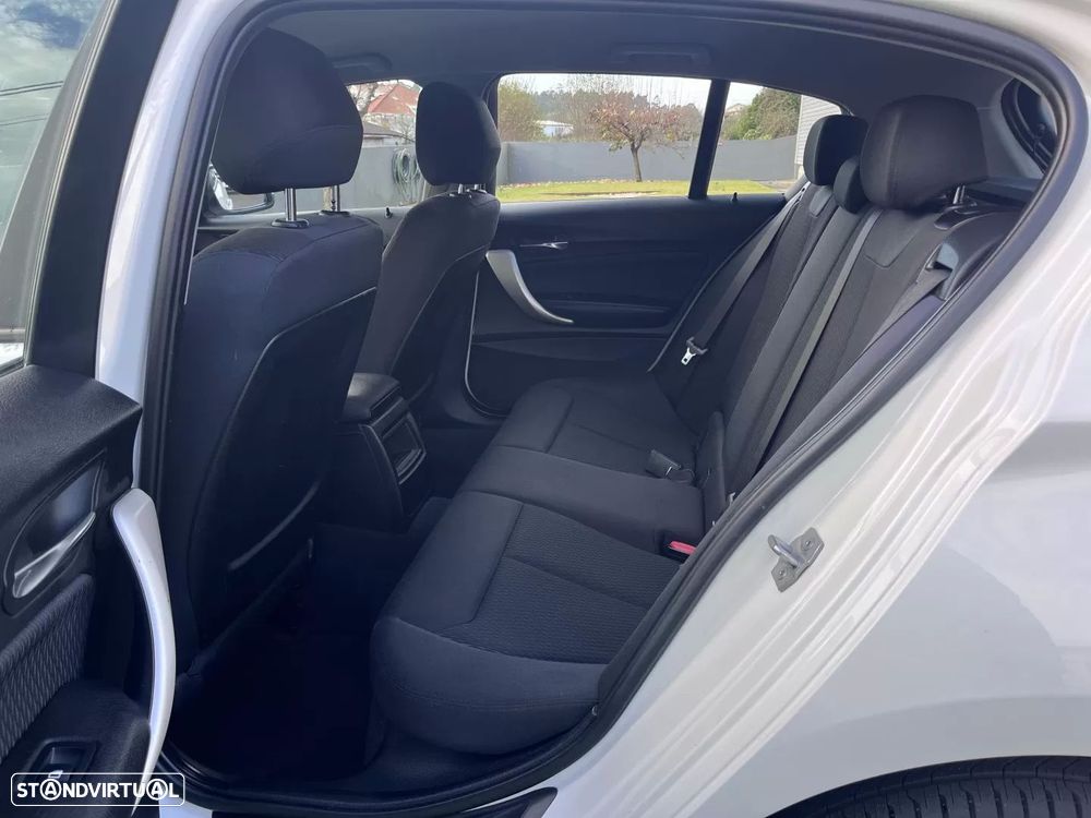 BMW 116 d Sport Line - 45