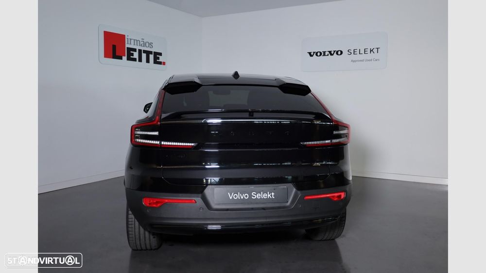 Volvo EC40 82 kWh Single Motor Extended Range Black Edition - 4