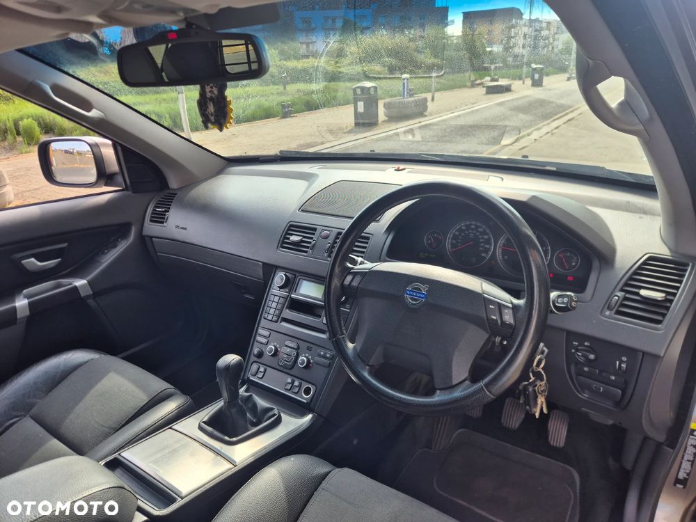 Volvo XC 90 D5 Momentum - 23