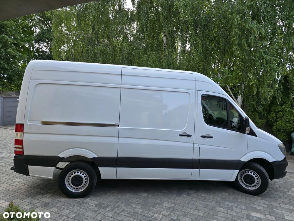 Mercedes-Benz Sprinter - 8