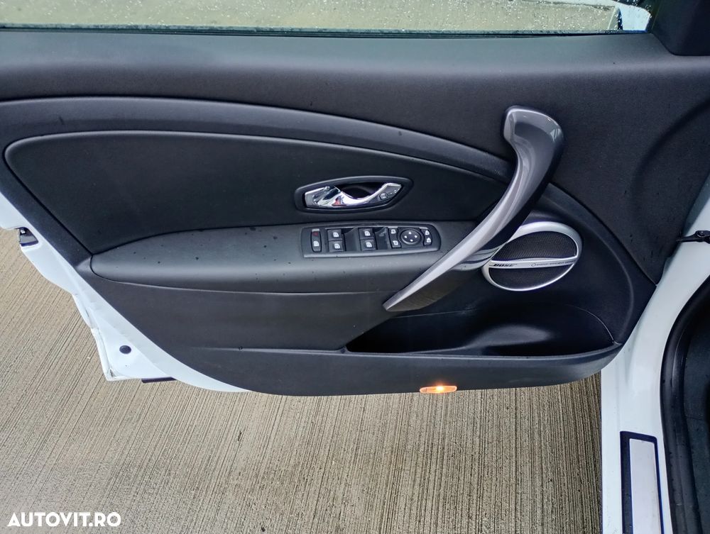 Renault Megane Grandtour dCi 110 FAP EDC BOSE Edition - 9