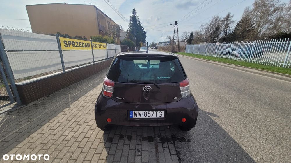Toyota iQ 1.0 Sol EU5 - 3