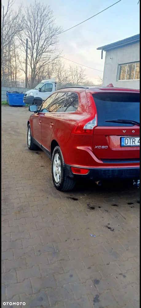 Volvo XC 60 2.4D AWD Momentum - 10