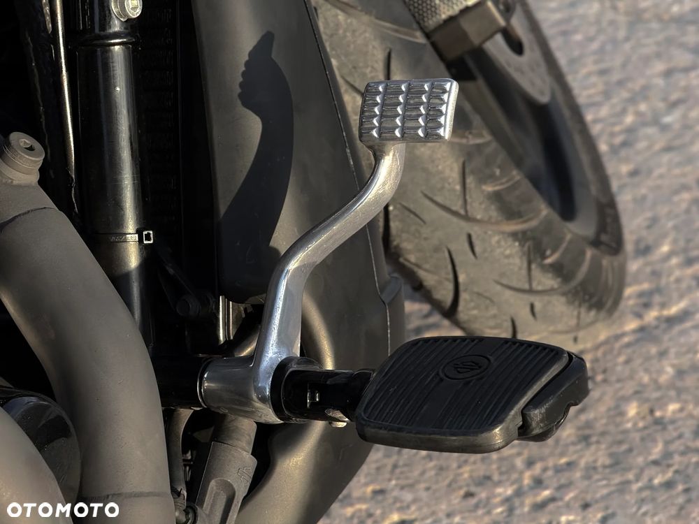 Harley-Davidson V-Rod Night Rod - 24