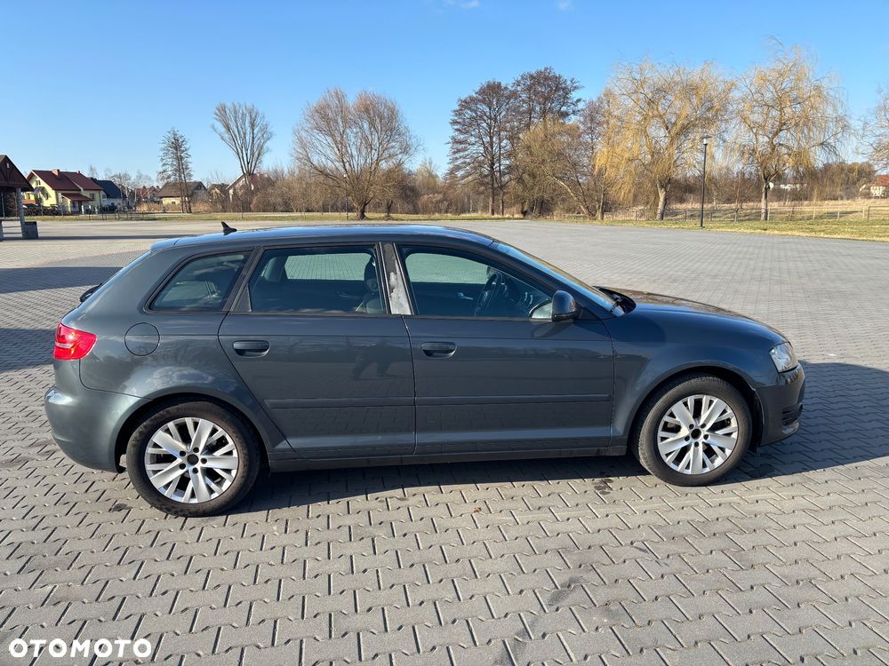 Audi A3 Sportback 1.9 TDI DPF Ambition - 8