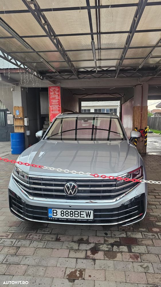 Volkswagen Touareg - 4