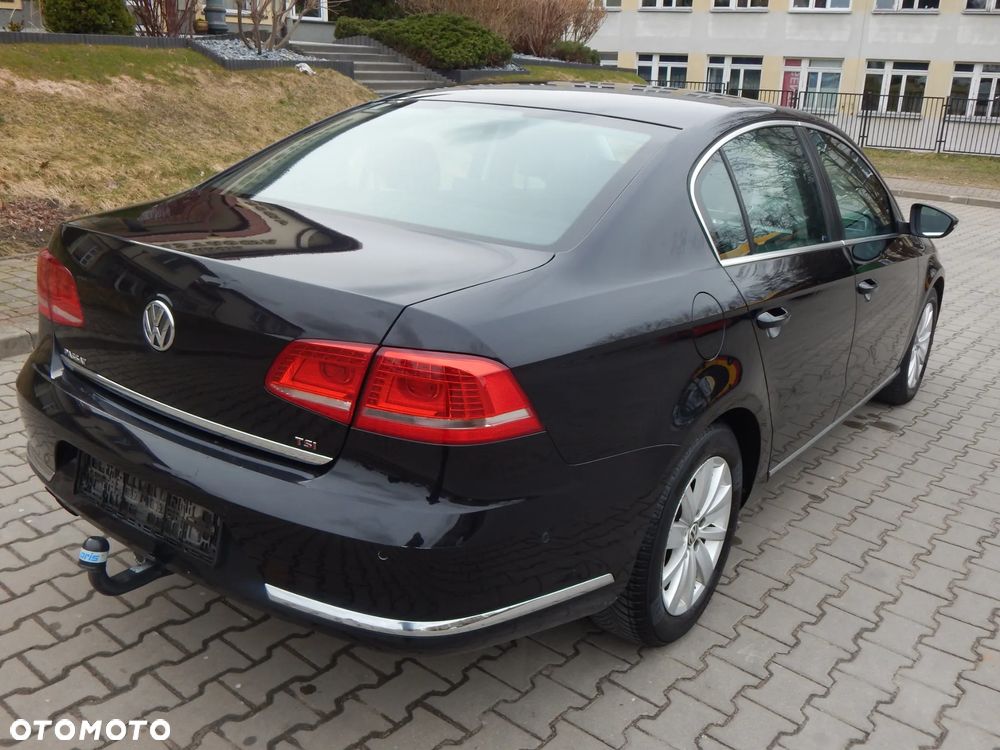Volkswagen Passat - 5