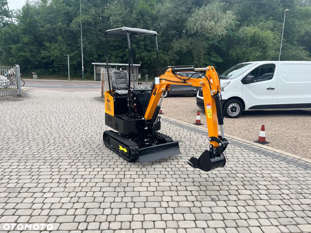 Minikoparka JPC HT12 2025r. 19917netto - 3