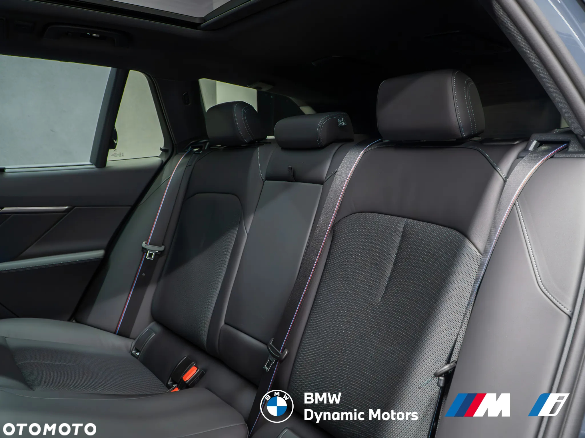 BMW M5 xDrive Touring - 28