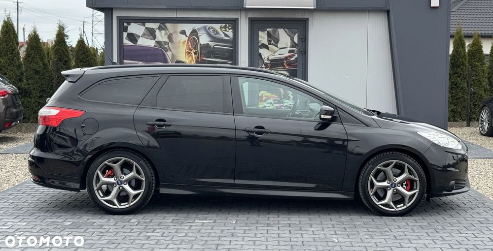 Ford Focus SW 2.0 EcoBoost ST Leather Sport Pack - 7