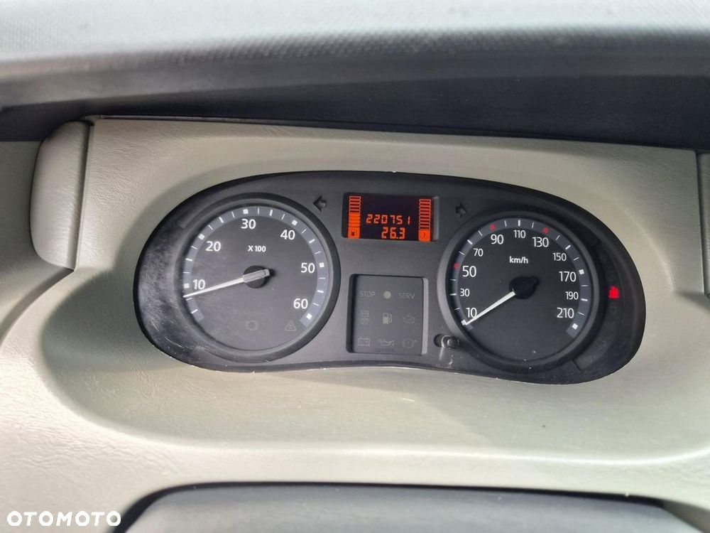 Renault Trafic - 9