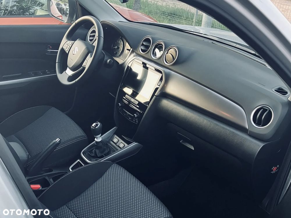Suzuki Vitara 1.4 Boosterjet mHEV Premium Plus 2WD - 8
