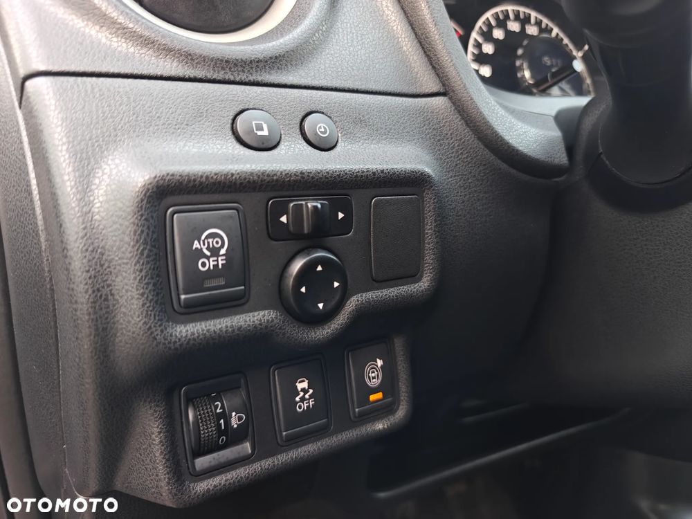 Nissan Note 1.2 Tekna EU6 - 21