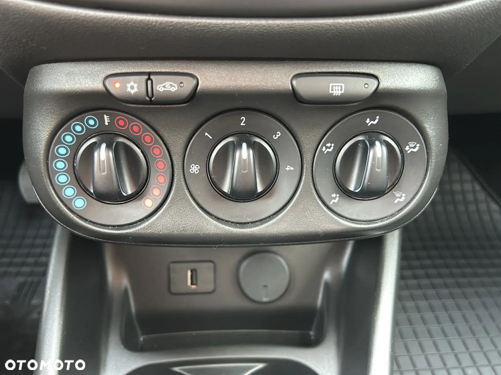 Opel Corsa 1.4 Enjoy - 26