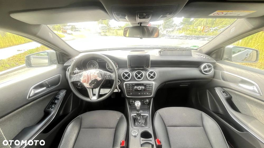 Mercedes-Benz Klasa A 180 (BlueEFFICIENCY) Style - 19