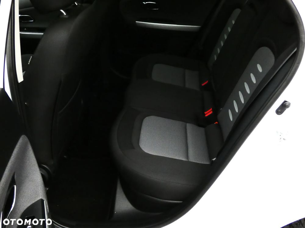 Kia Ceed 1.6 GDI Business Line - 14