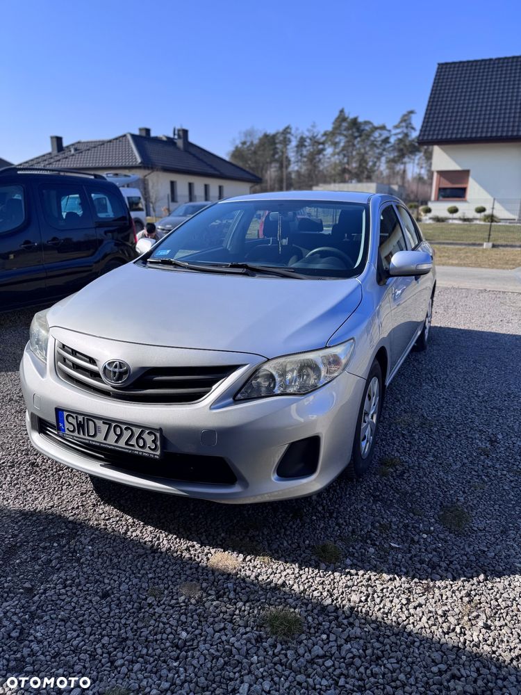Toyota Corolla - 5