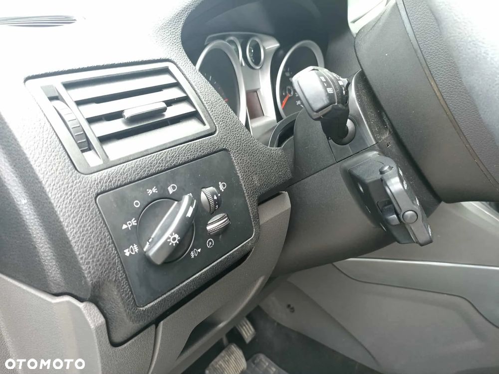 Ford Kuga 2.0 TDCi Trend MPS6 - 11